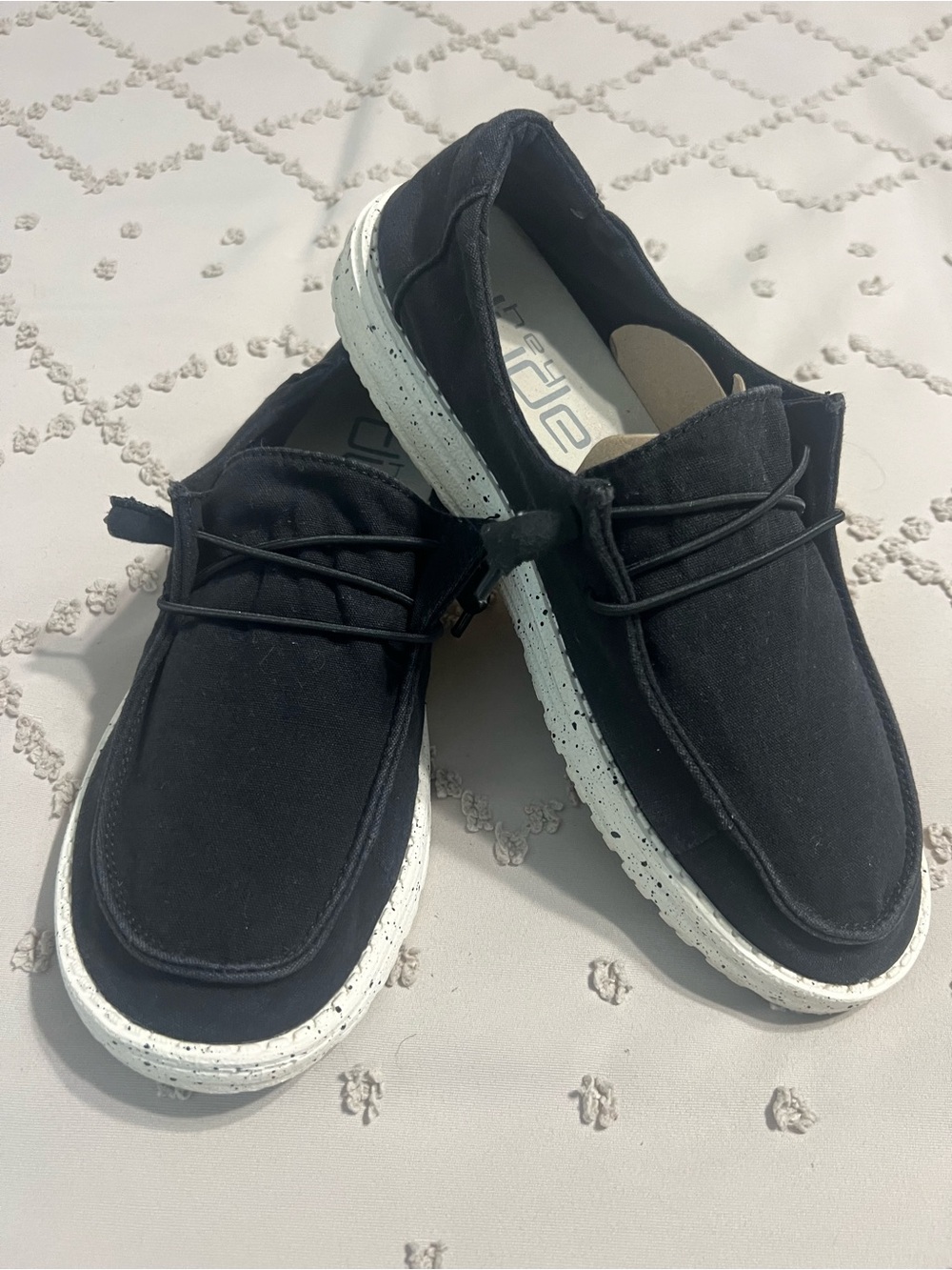 Hey Dude Wendy Size 9 Black Casual Comfort Slip On Shoes Good Condition - Picture 6 of 9
